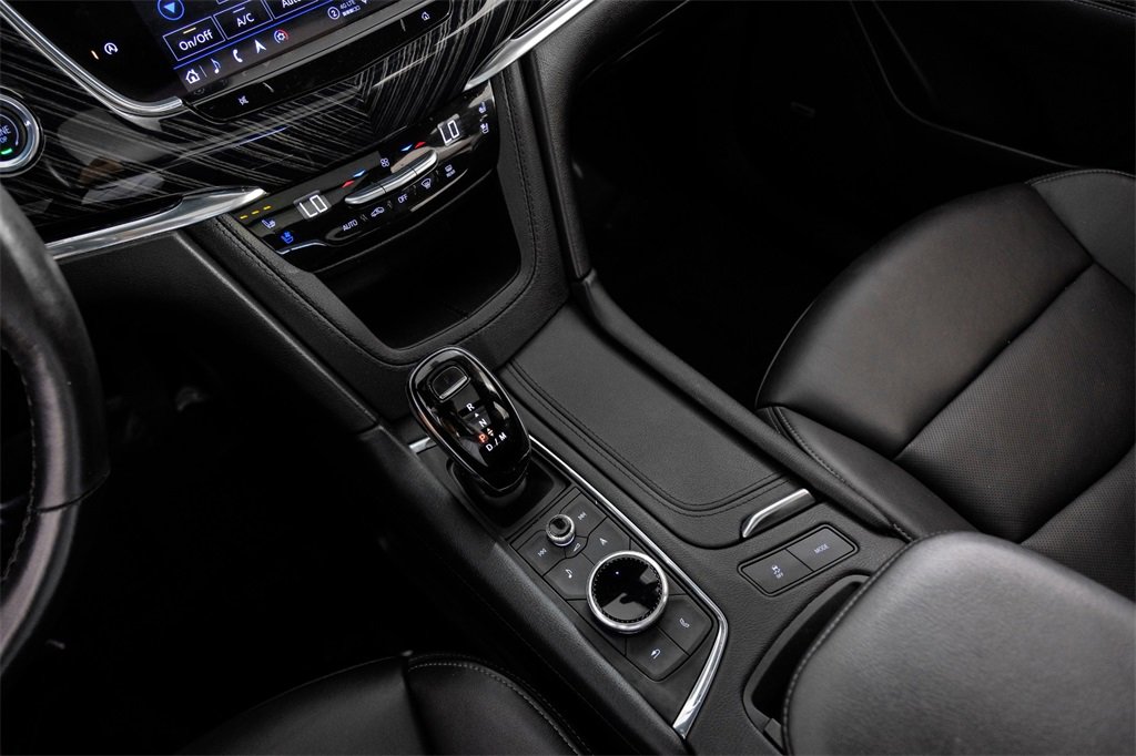 Used 2024 Cadillac XT6 Premium Luxury image 24