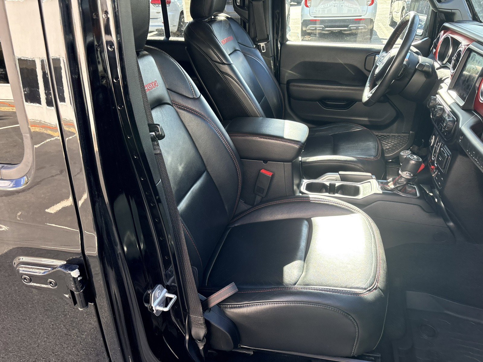 Used 2019 Jeep Wrangler Unlimited Rubicon AWD/4WD image 18