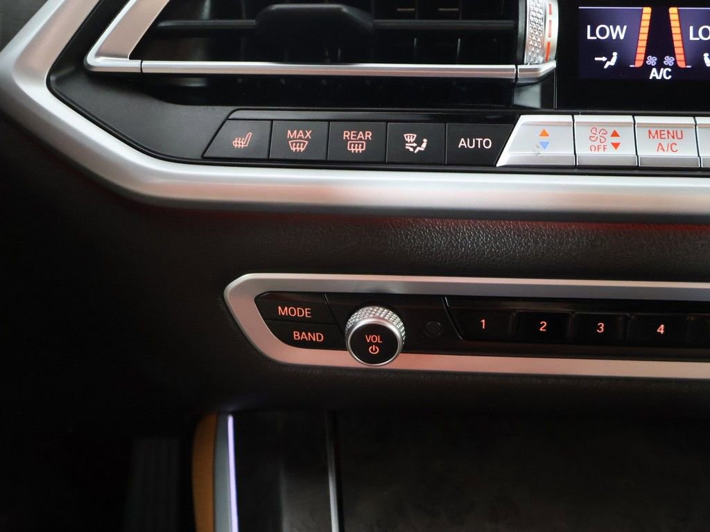 Used 2022 BMW X5 xDrive40i AWD/4WD image 49