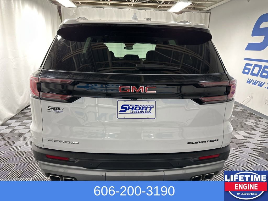 Used 2025 GMC Acadia Elevation image 3