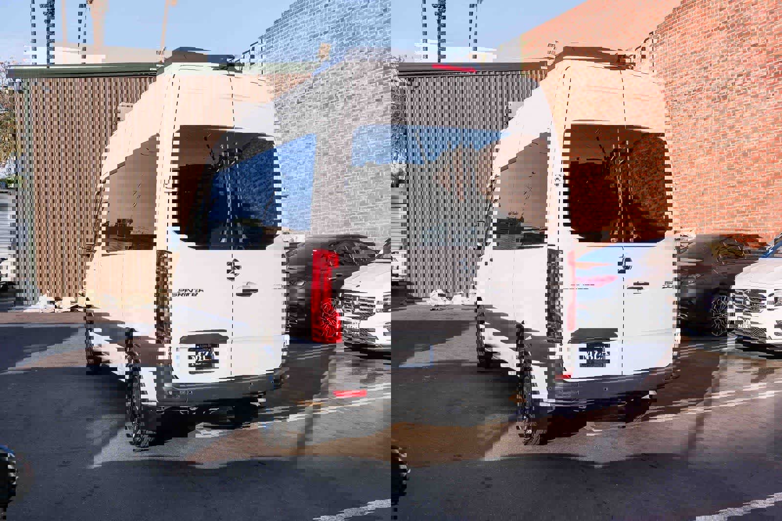 Used 2024 Mercedes-Benz Sprinter 2500 image 3