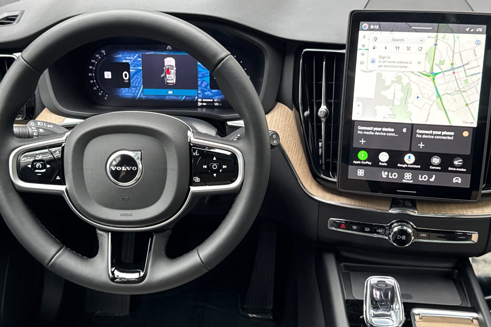 New 2026 Volvo XC60 T8 Plus w/ Climate Package PRO AWD/4WD image 12
