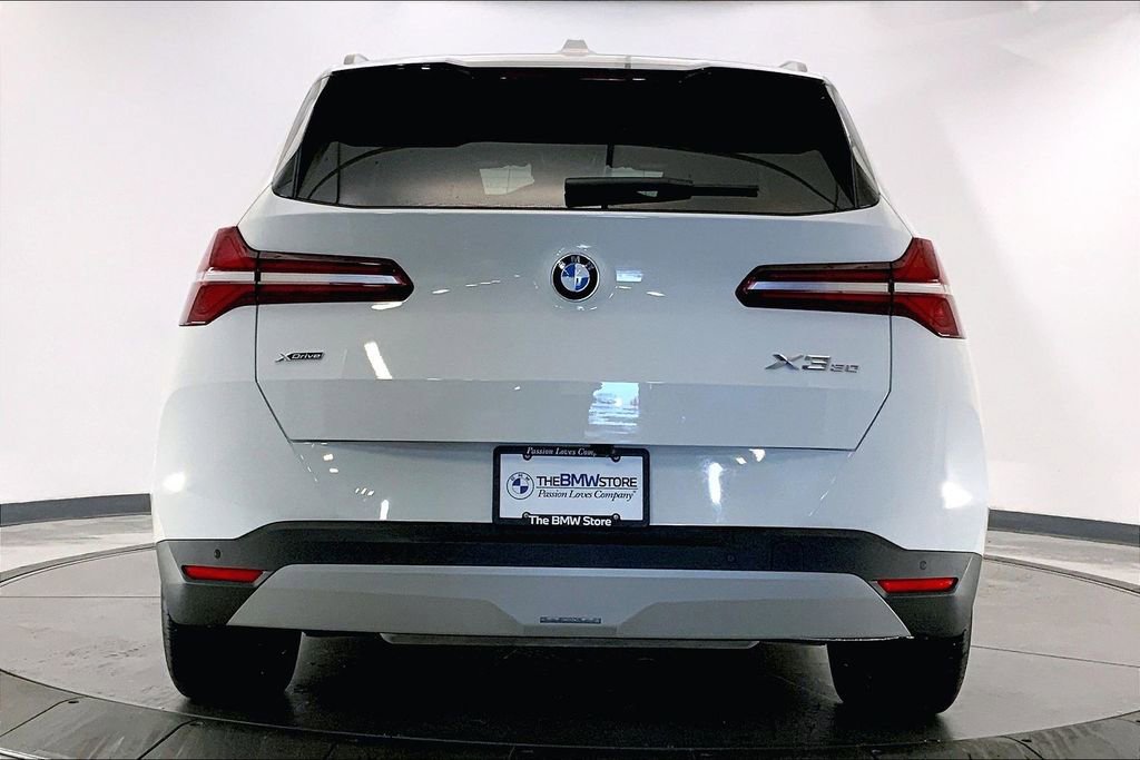 Certified 2025 BMW X3 xDrive30i AWD/4WD image 3