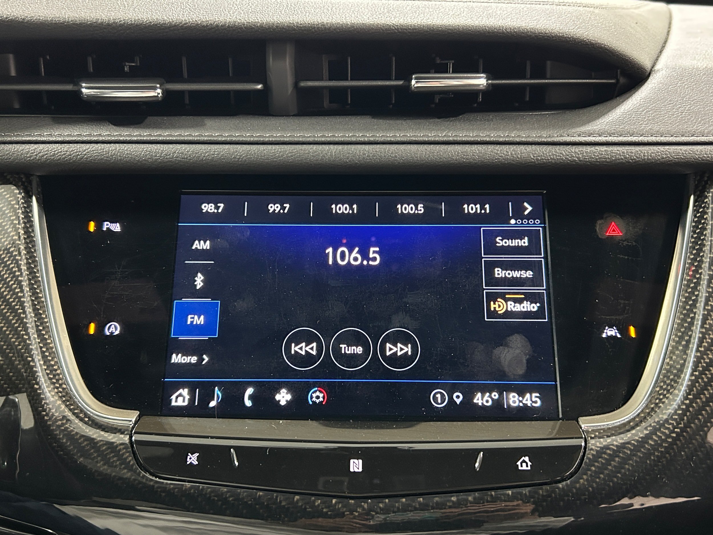 Used 2021 Cadillac XT6 Sport w/ LPO, Floor Liner Package AWD/4WD image 5