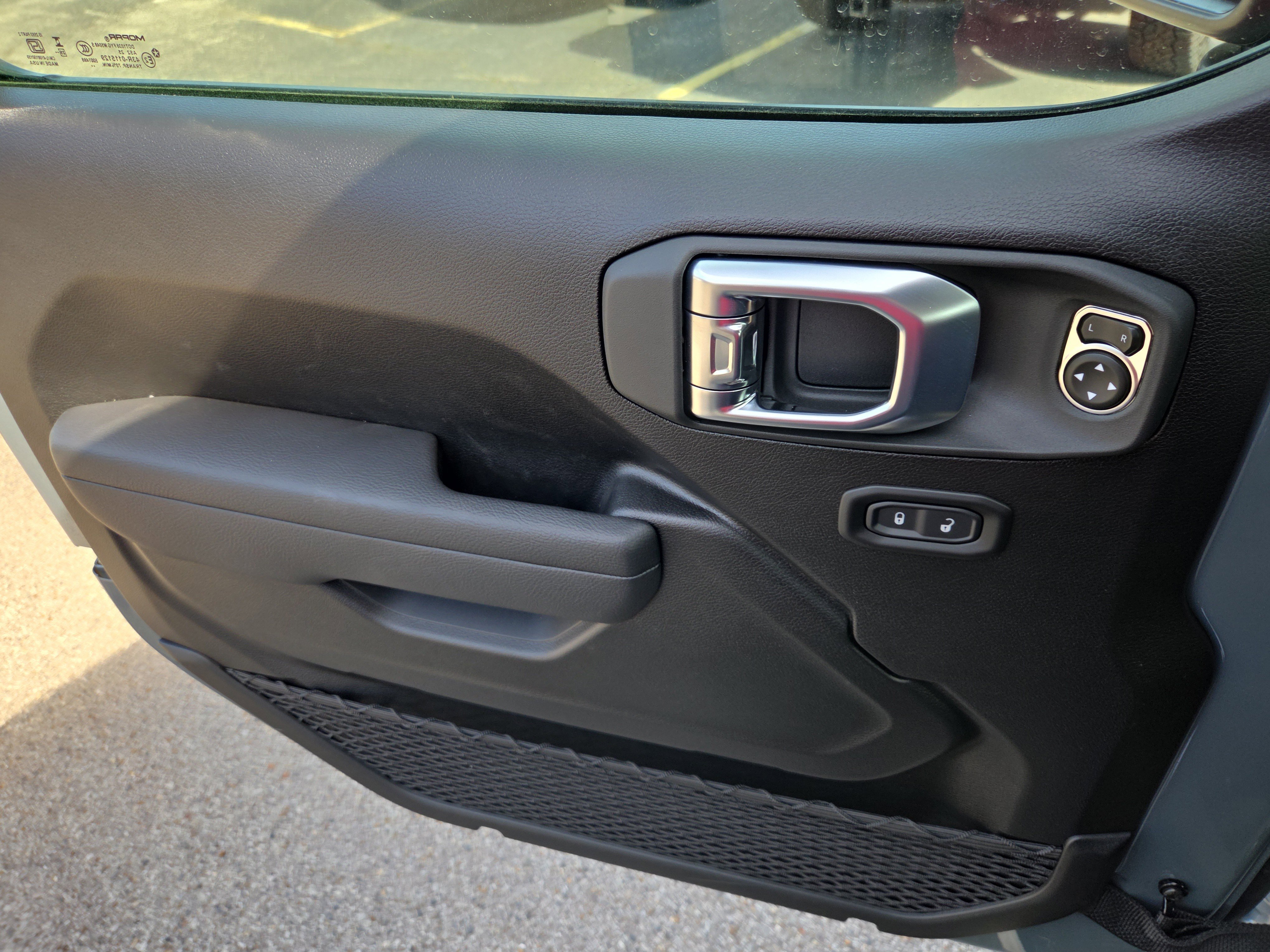 New 2026 Jeep Gladiator Sport image 4
