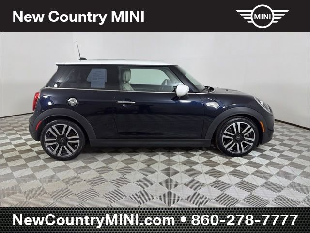 Used 2021 MINI Cooper S image 8