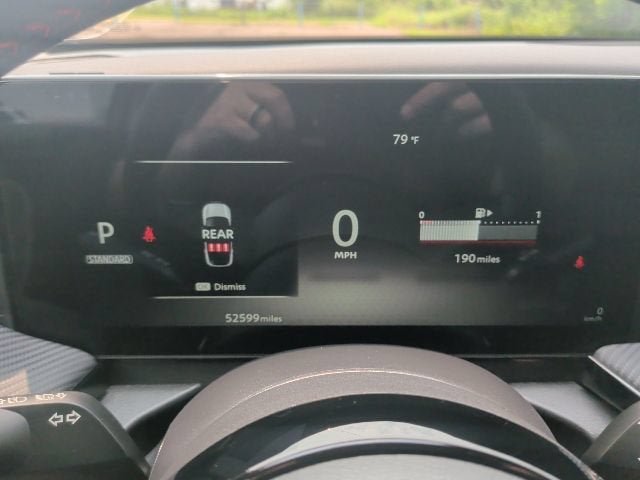 Used 2025 Nissan Kicks SR w/ SR Premium Package FWD image 29