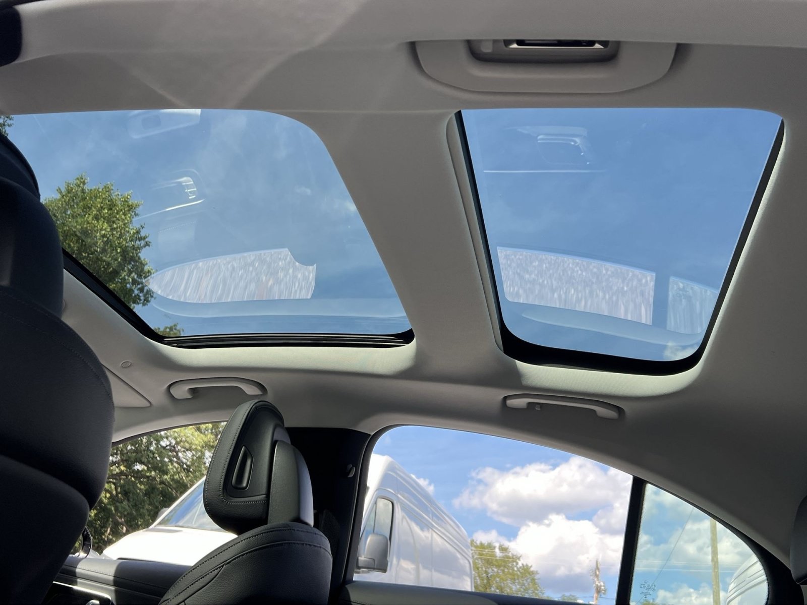New 2027 Mercedes-Benz E 450 4MATIC Sedan image 29