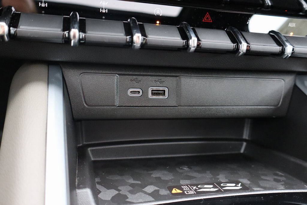 New 2025 Chevrolet Colorado ZR2 w/ Technology Package image 18