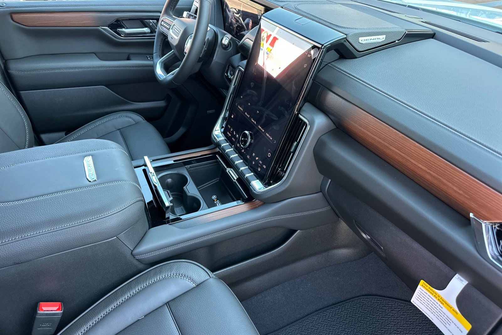 New 2026 GMC Yukon XL Denali image 16