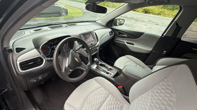 Used 2020 Chevrolet Equinox LS w/ LS Convenience Package FWD image 16