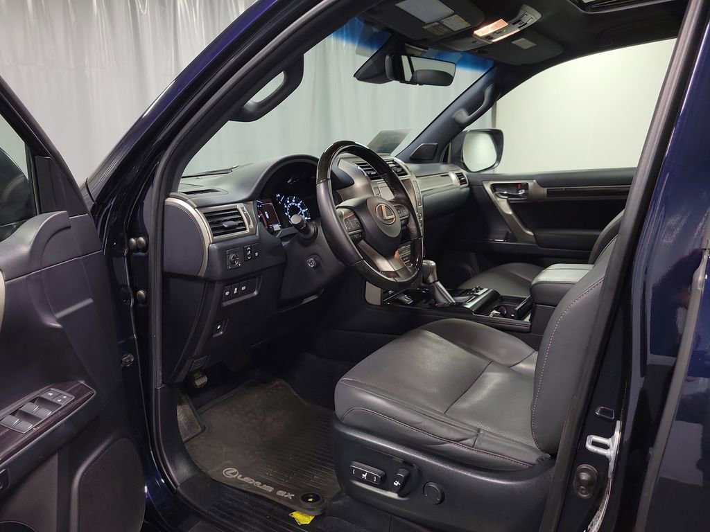 Used 2020 Lexus GX 460 Premium image 12