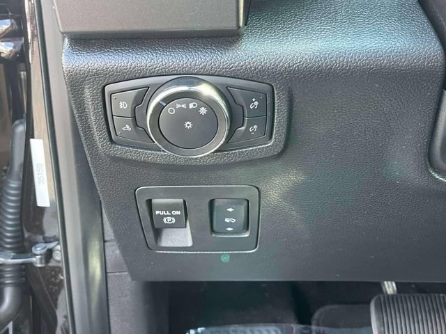 Used 2018 Ford F150 XLT w/ Equipment Group 302A Luxury AWD/4WD image 28