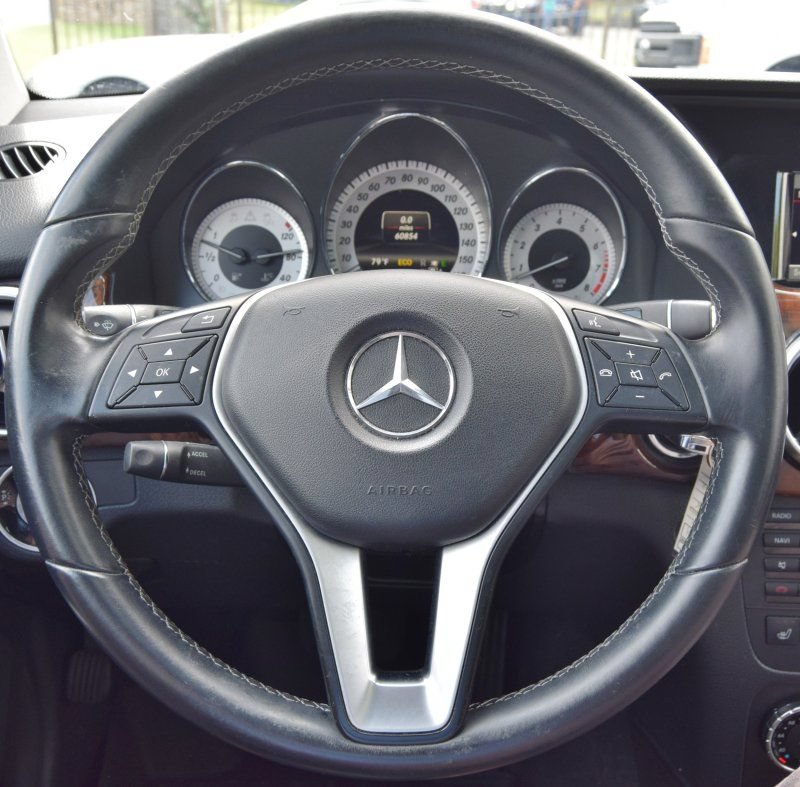 Used 2013 Mercedes-Benz GLK 350 4MATIC image 23