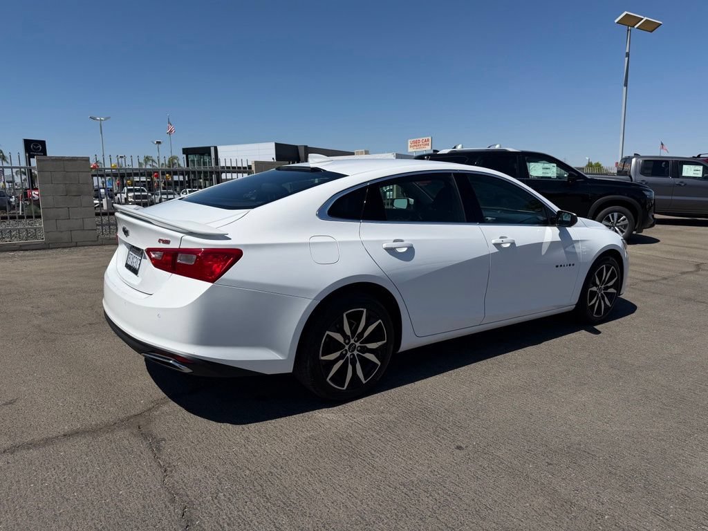 Used 2025 Chevrolet Malibu RS FWD image 6