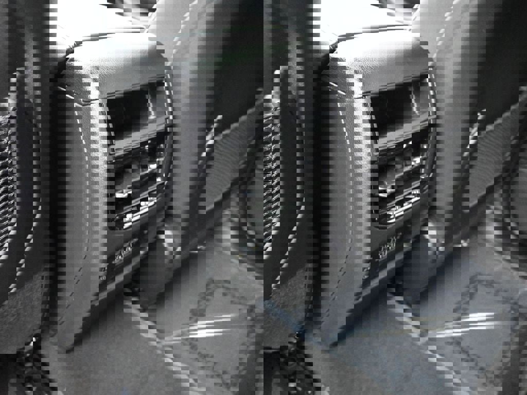 New 2025 Jeep Grand Cherokee Limited image 30