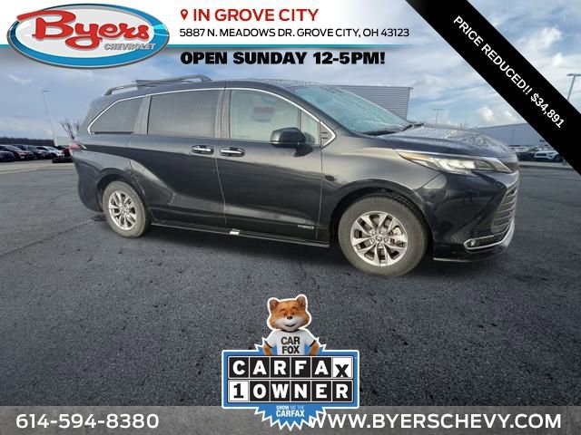 Used 2021 Toyota Sienna XLE