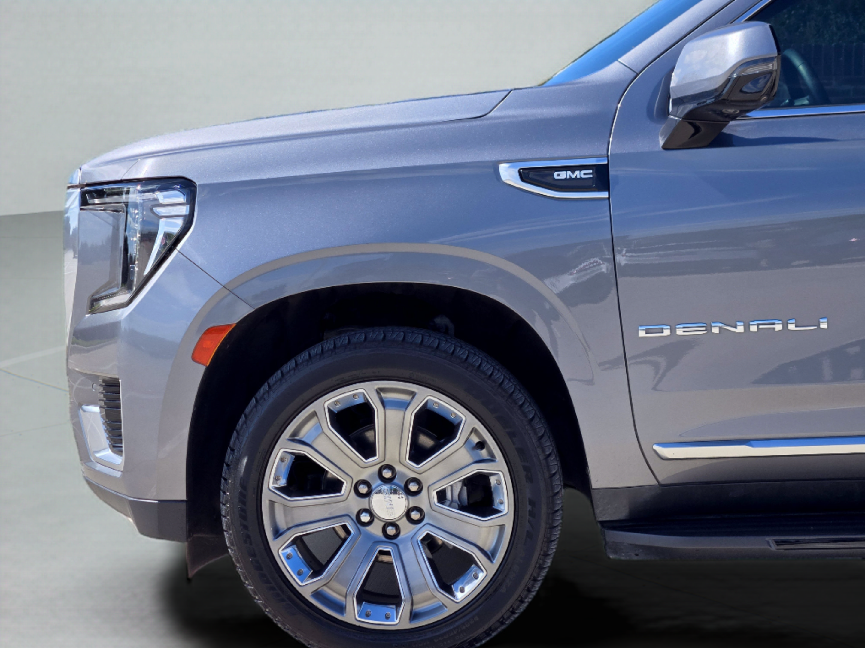 Used 2021 GMC Yukon XL Denali AWD/4WD image 30