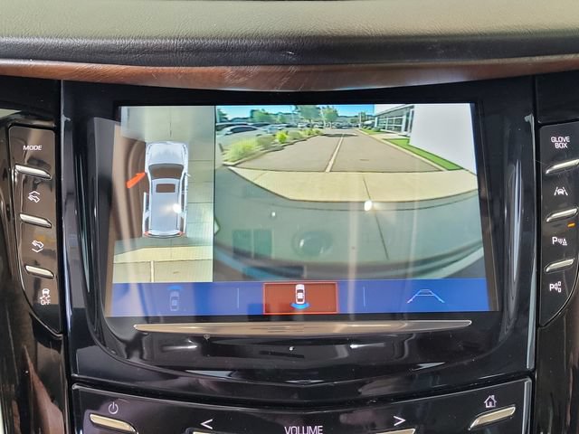 Used 2020 Cadillac Escalade Premium Luxury w/ Escalade Sport Edition AWD/4WD image 11