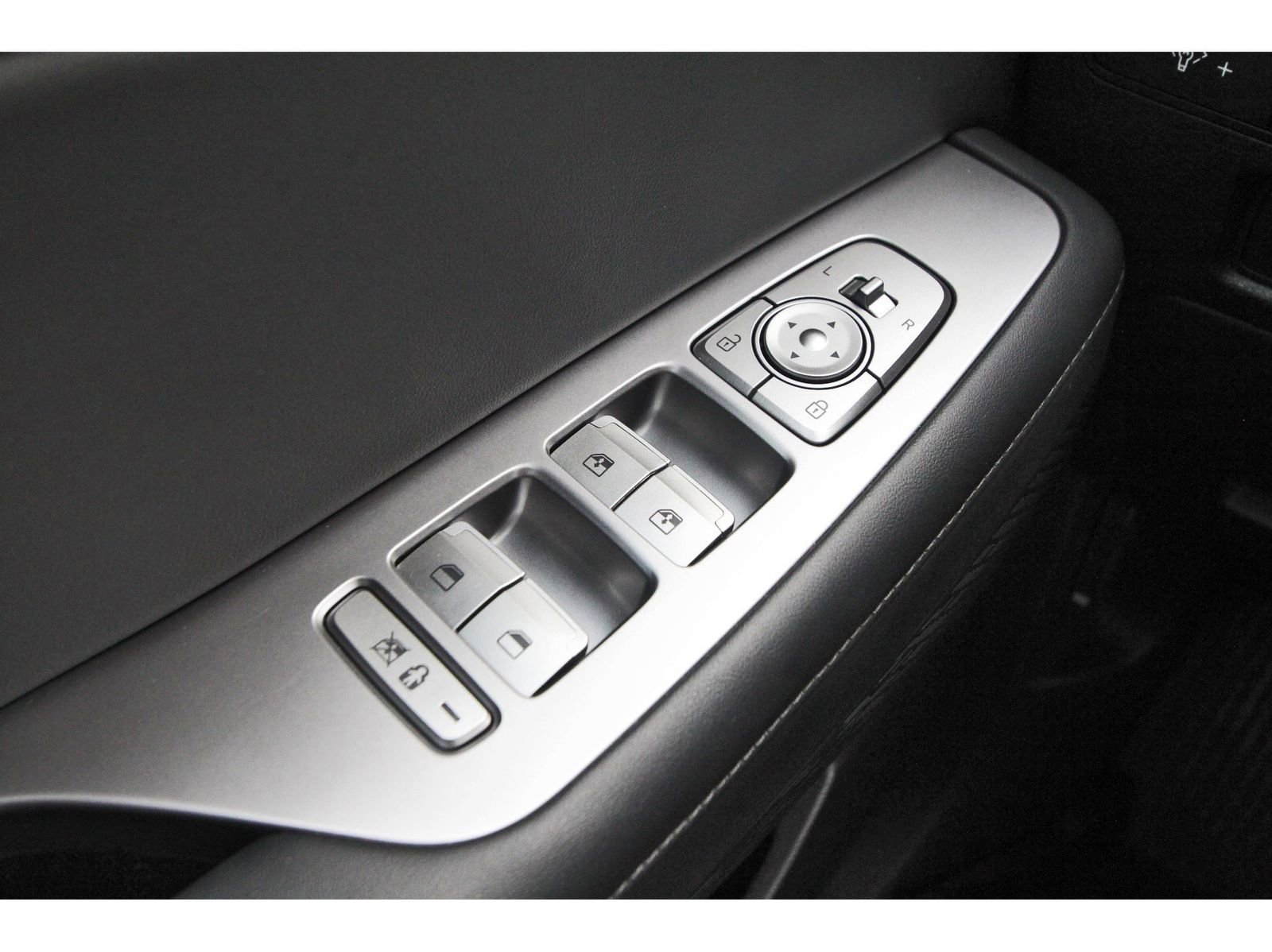 Used 2023 Hyundai Palisade SEL w/ Premium Package image 23