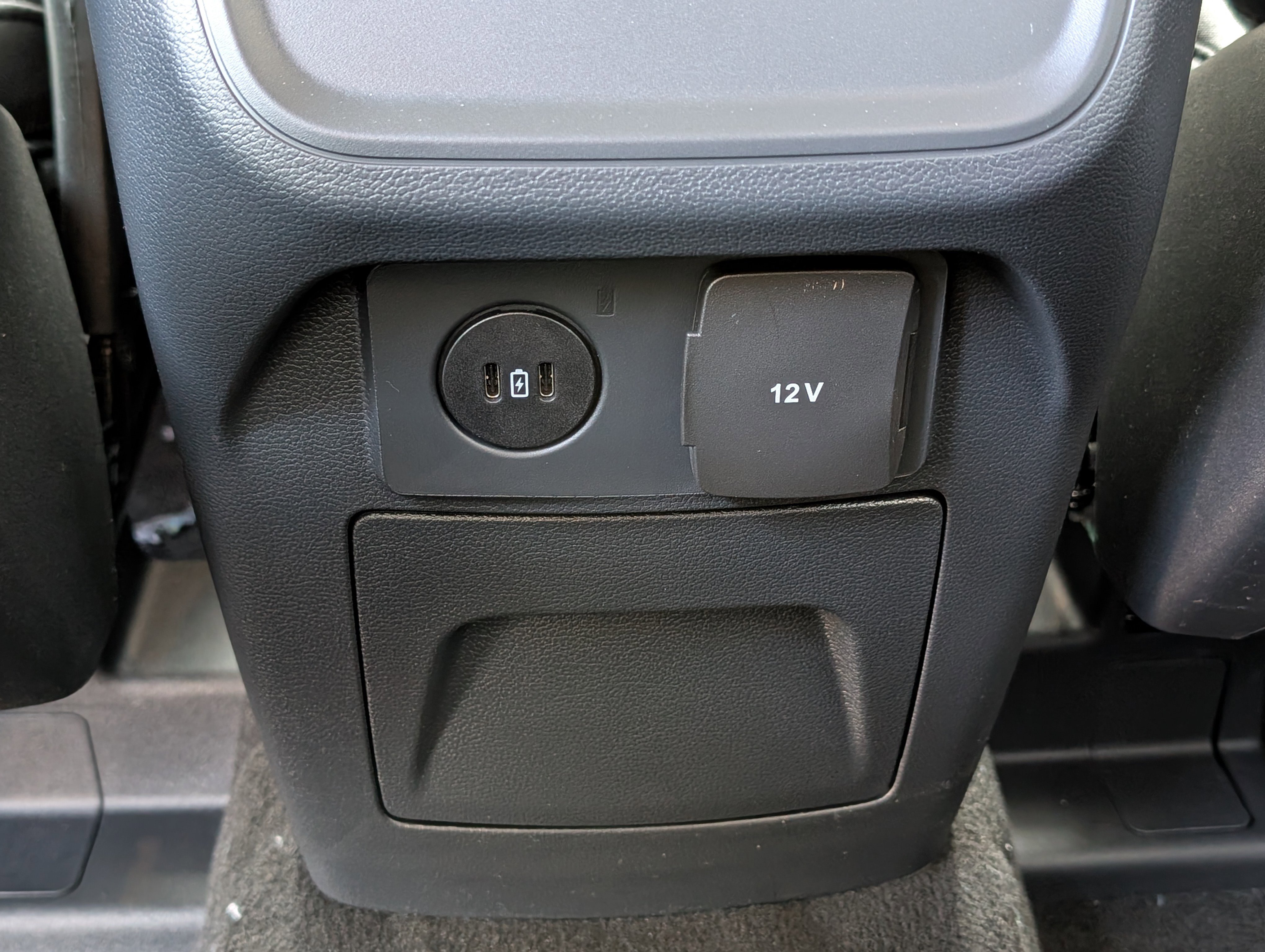 New 2026 Ford Explorer Active image 13