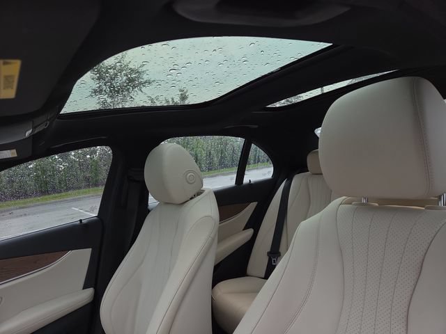 Used 2023 Mercedes-Benz E 350 4MATIC Sedan image 28