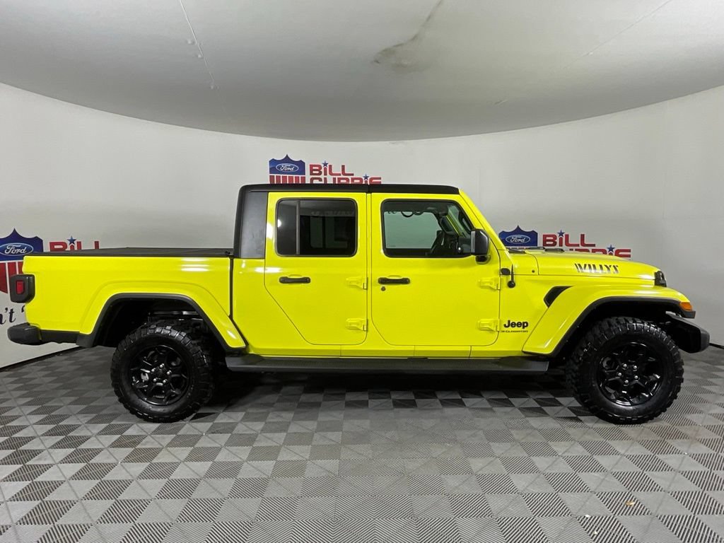 Used 2023 Jeep Gladiator Sport AWD/4WD image 2