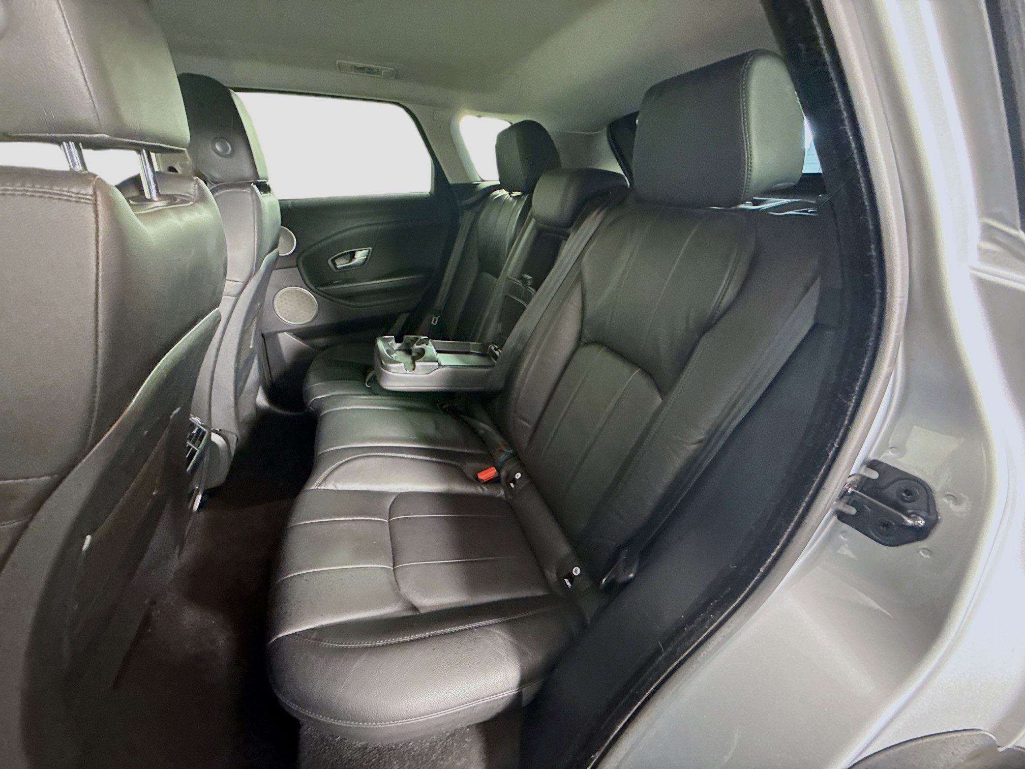 Used 2018 Land Rover Range Rover Evoque SE AWD/4WD image 25