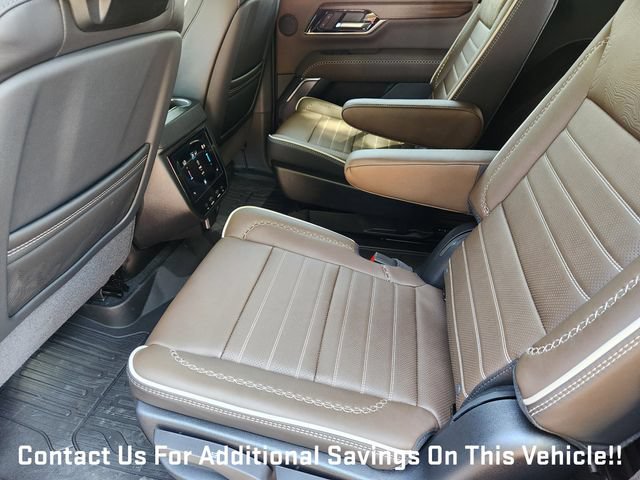 New 2026 GMC Yukon Denali Ultimate w/ LPO, Floor Liner Package AWD/4WD image 22