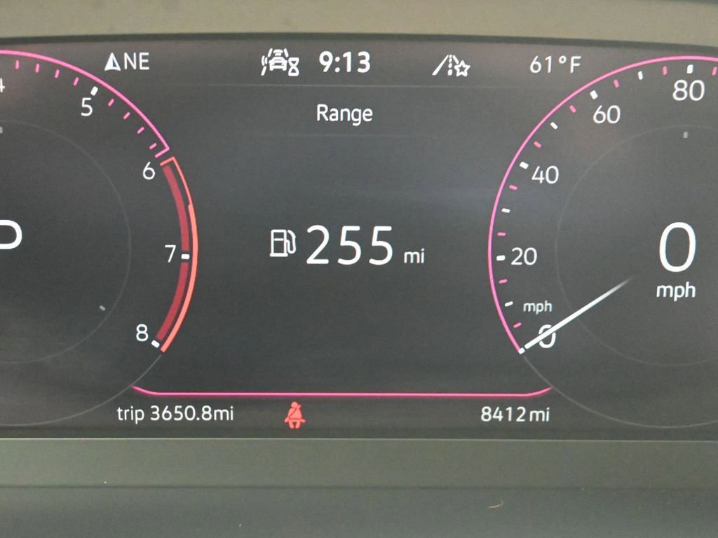 Used 2025 Volkswagen Jetta SEL image 25