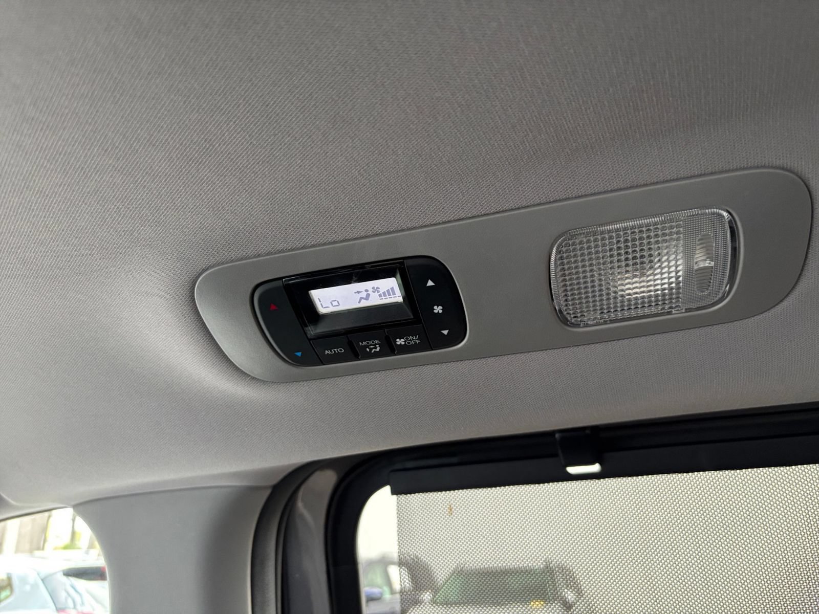 Used 2024 Honda Odyssey EX-L image 24