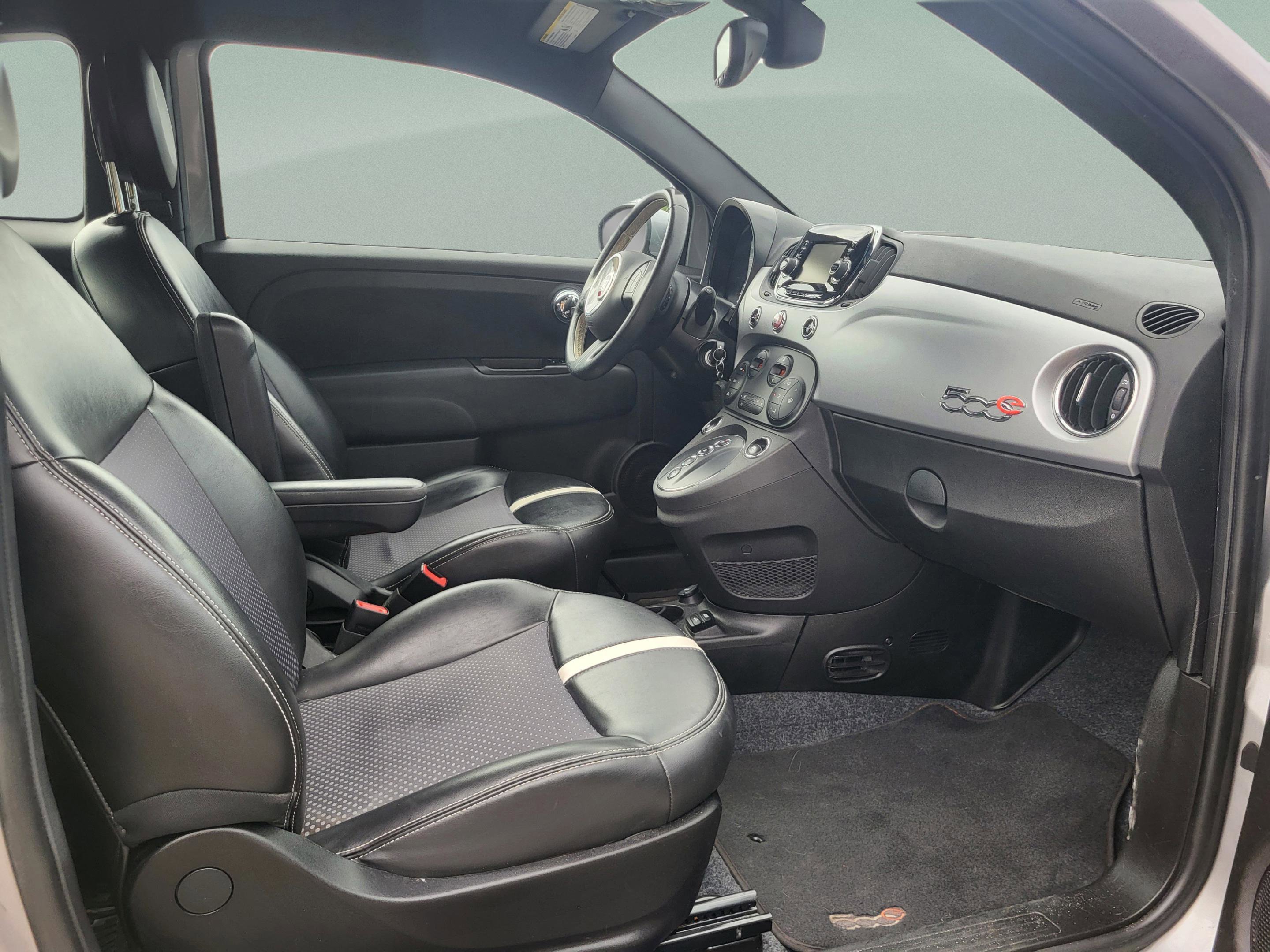 Used 2019 FIAT 500 e image 12