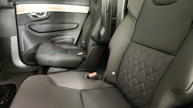 New 2026 Volvo XC90 B5 Plus w/ Protection Package AWD/4WD image 29