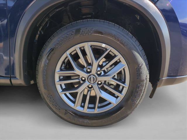 Used 2026 Nissan Rogue SV AWD/4WD image 21