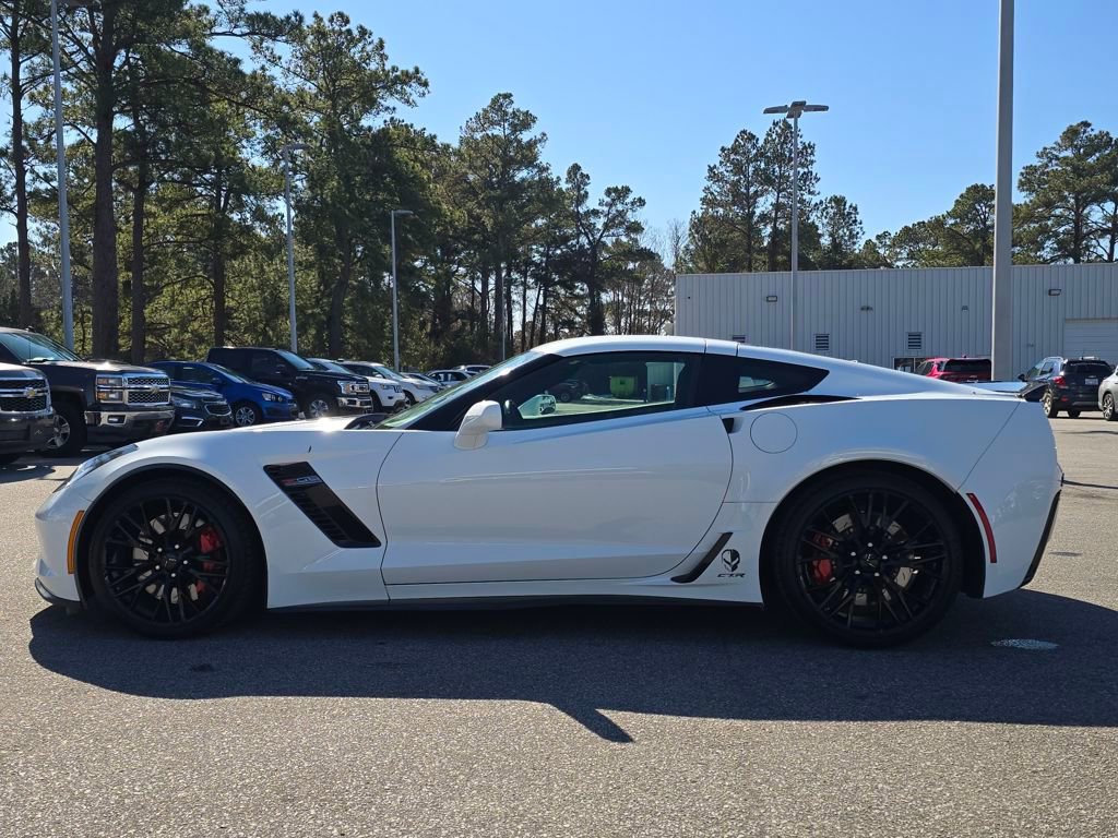 Used 2019 Chevrolet Corvette Z06 image 2