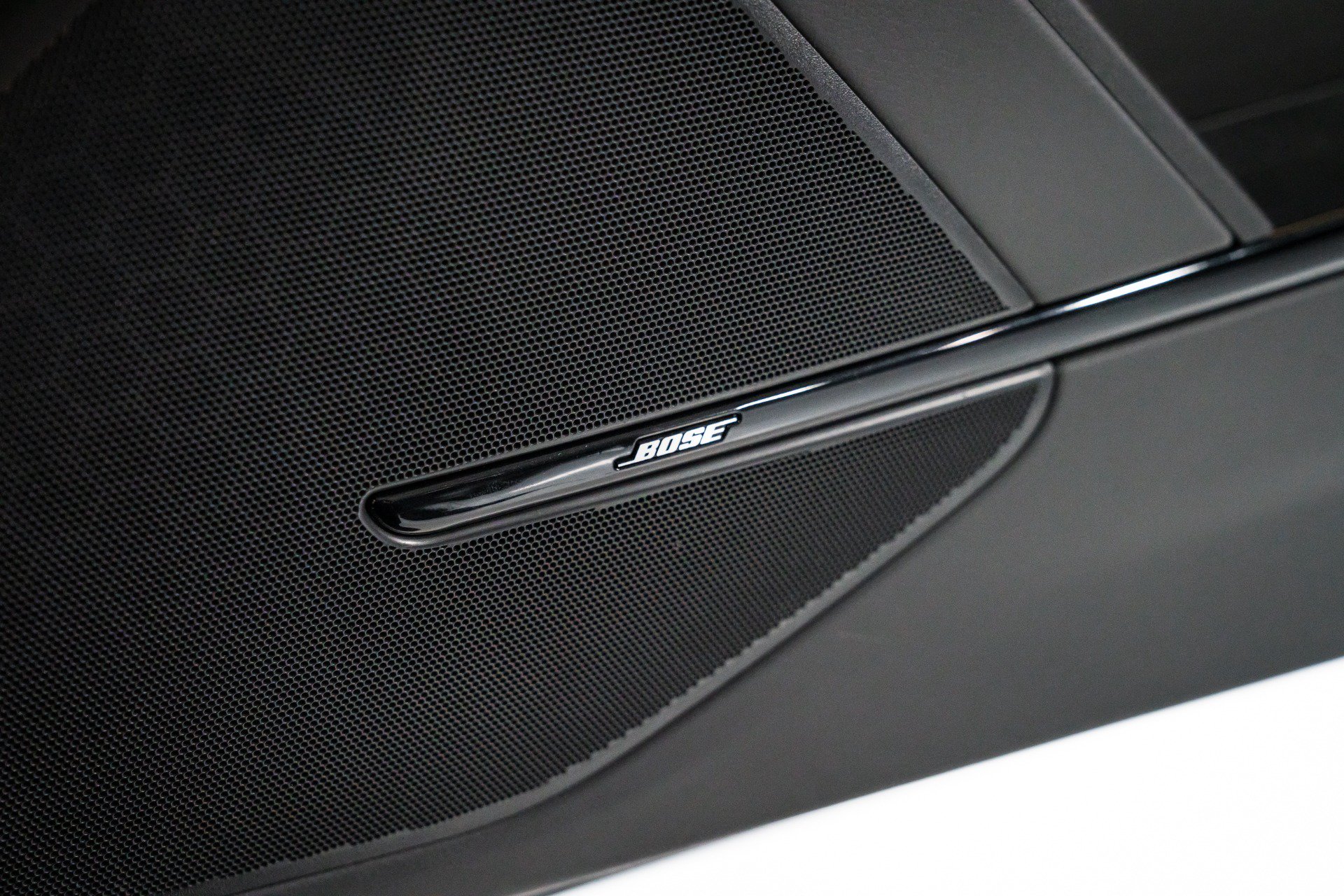 Used 2013 Cadillac CTS V w/ Wood Trim Package RWD image 28
