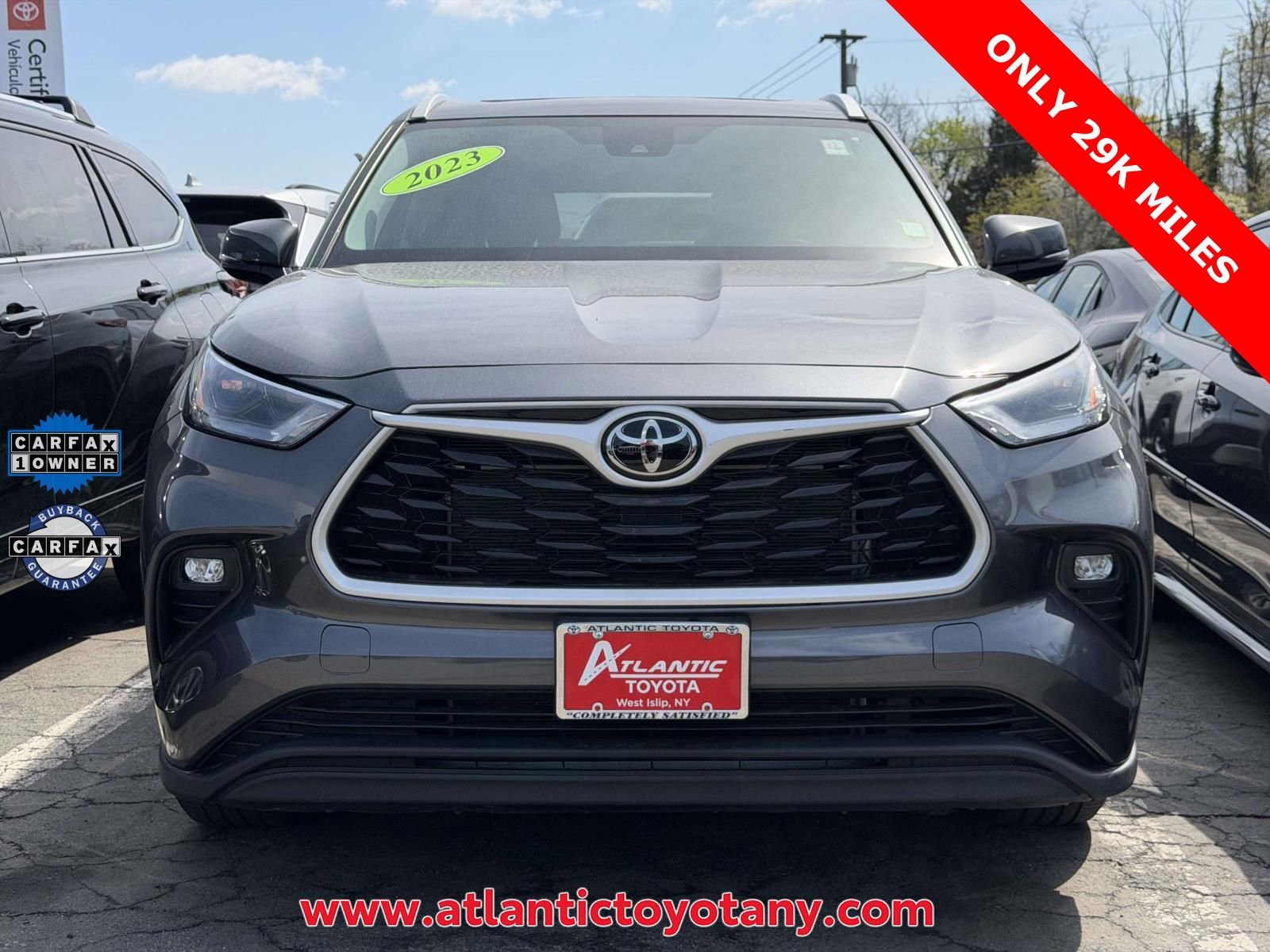 Used 2023 Toyota Highlander XLE AWD/4WD image 35