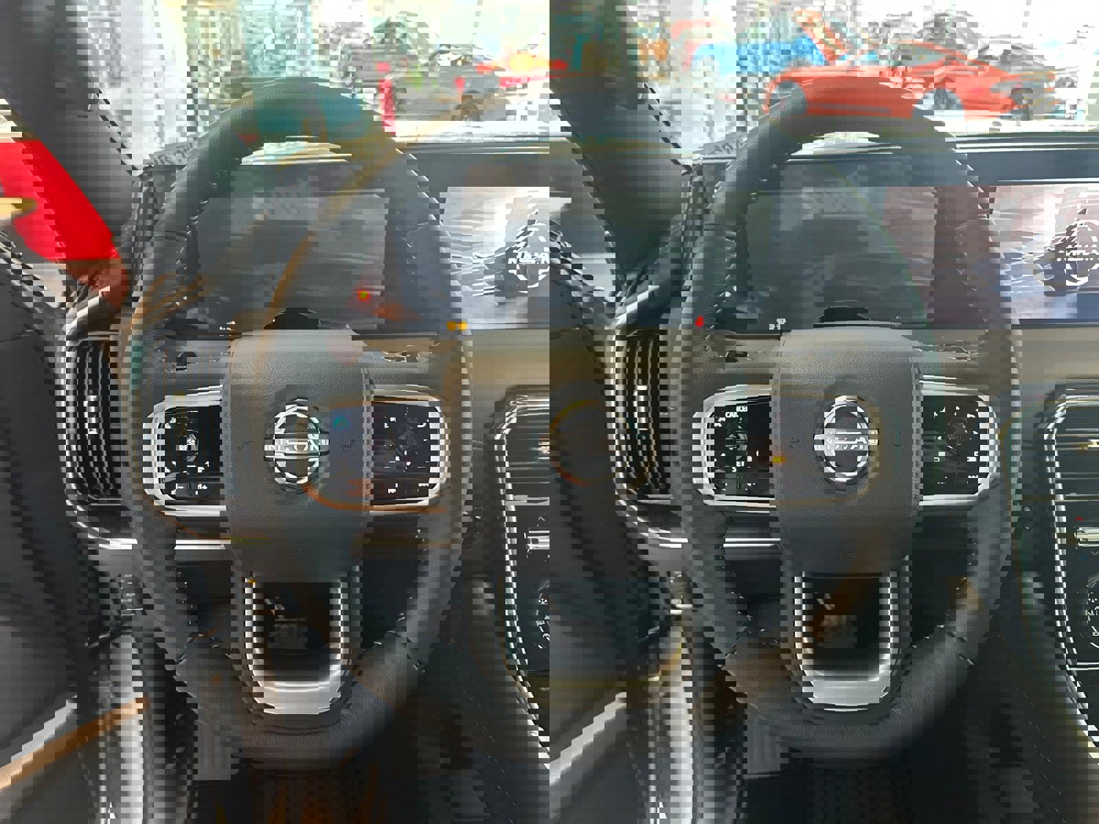 New 2025 Nissan Armada SL w/ Captain's Chari Seat Package image 19