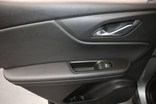 Used 2024 Chevrolet Blazer LT w/ Convenience Package FWD image 19