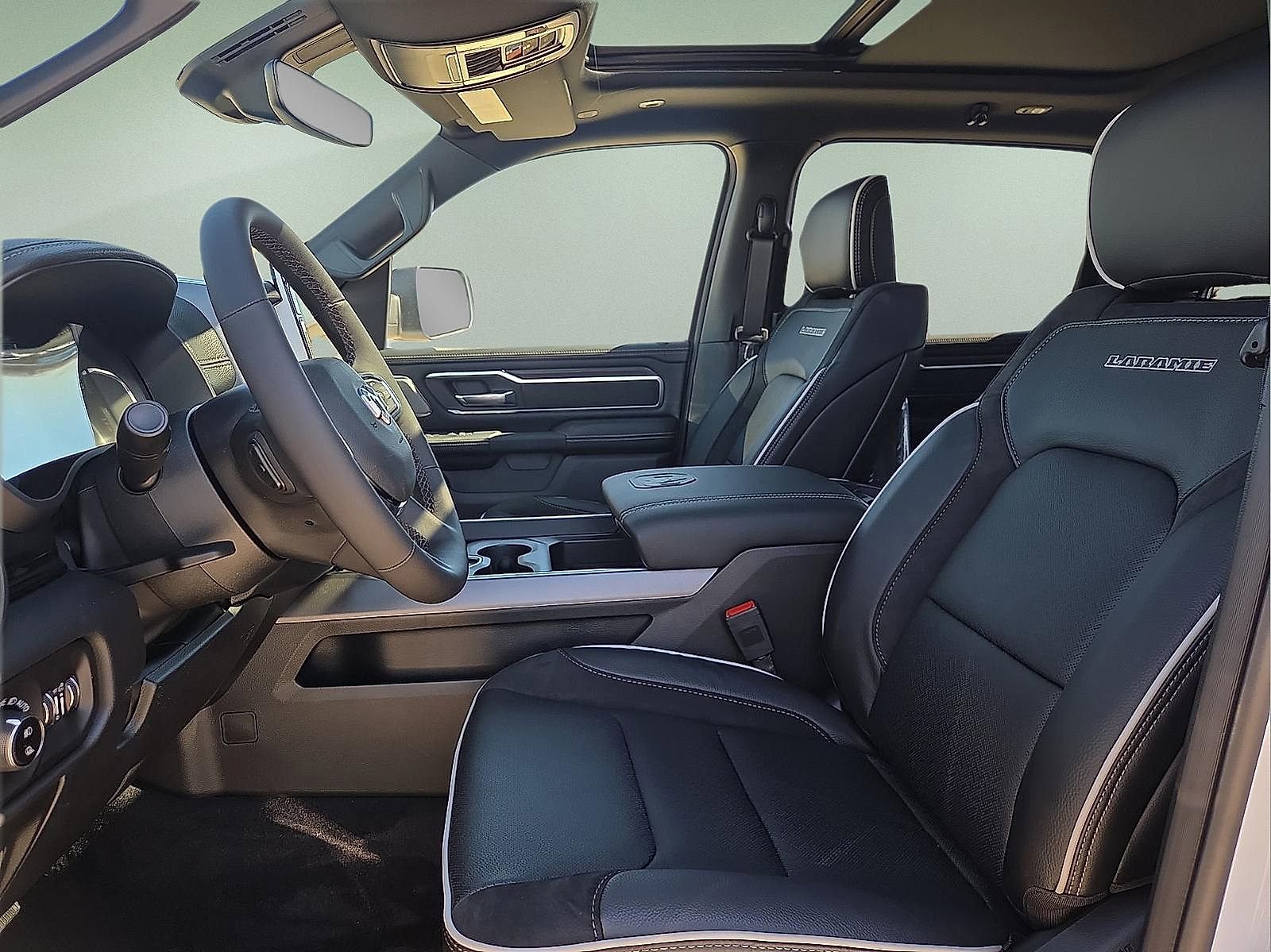 New 2026 RAM 1500 Laramie w/ Night Edition image 14