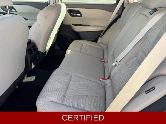 Certified 2025 Nissan Rogue SV image 4