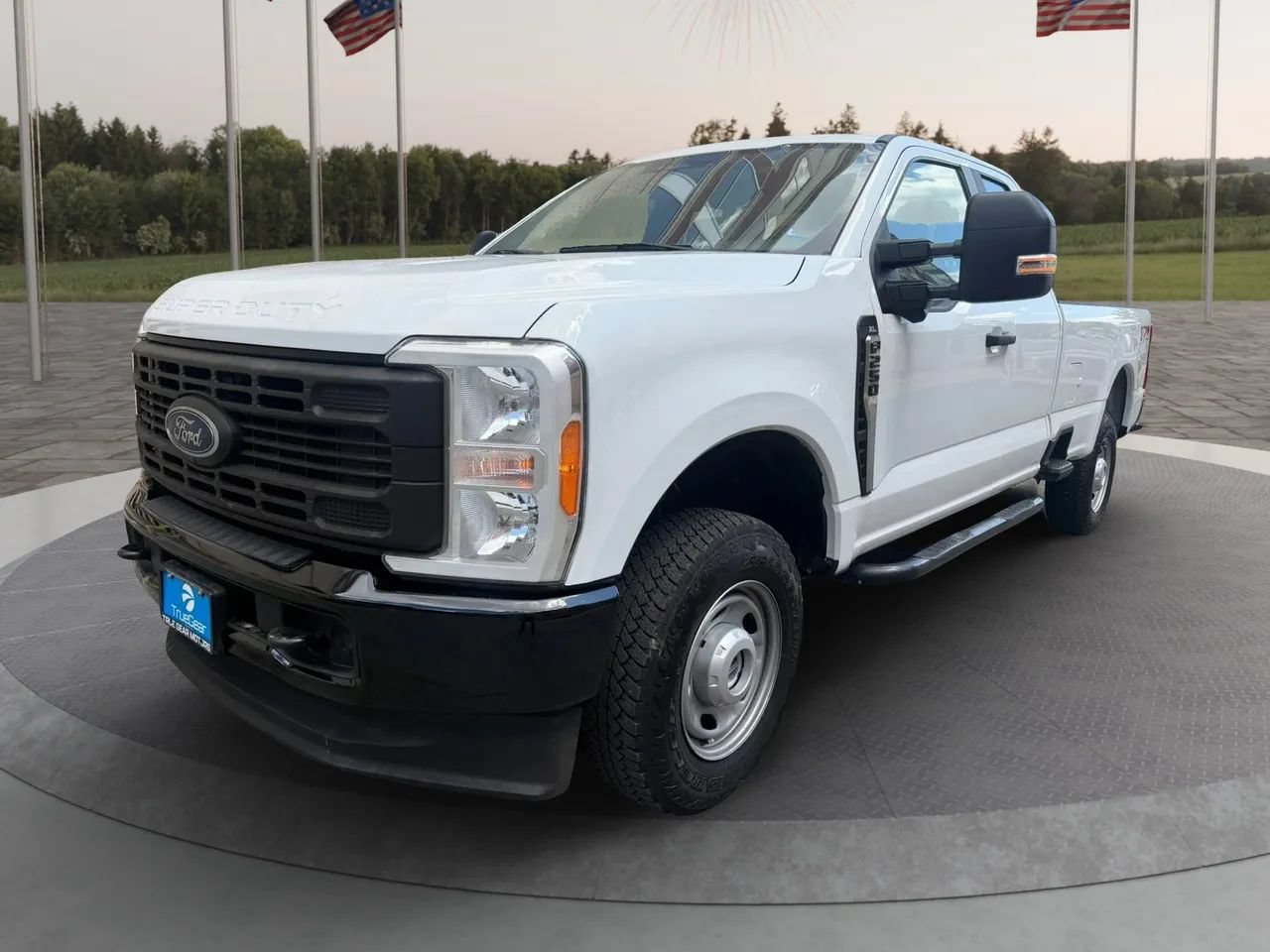 Used 2023 Ford F250 XL w/ 360-Degree Camera Package AWD/4WD image 1