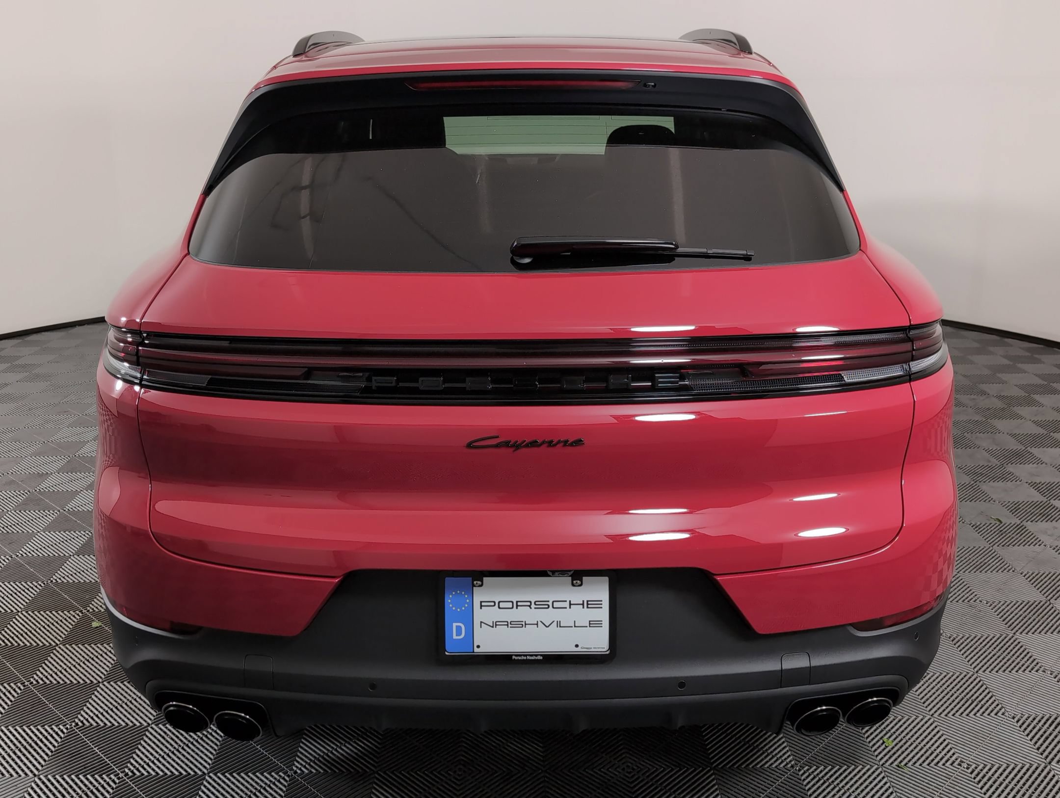 Certified 2025 Porsche Cayenne AWD/4WD image 7