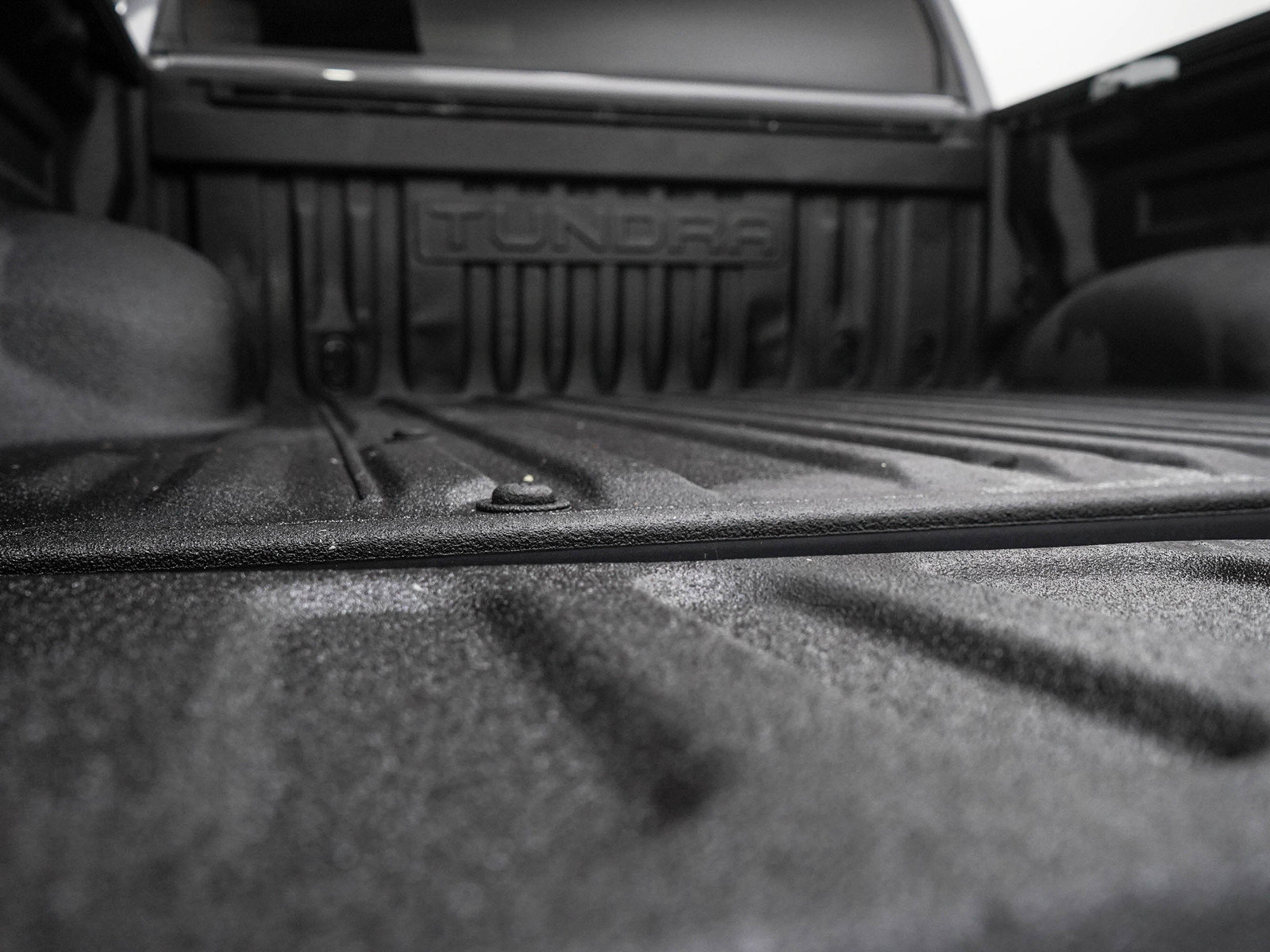 Used 2021 Toyota Tundra SR5 AWD/4WD image 11