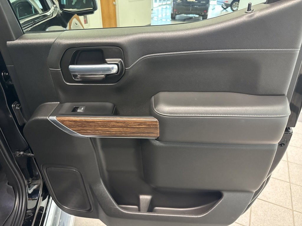 Used 2021 Chevrolet Silverado 1500 High Country w/ Safety Package II image 24