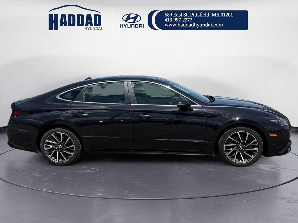 Certified 2023 Hyundai Sonata Limited w/ Preferred Accessory Package FWD image 6