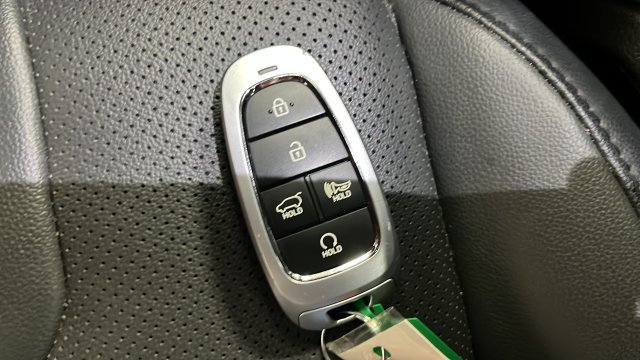 Used 2023 Hyundai Santa Fe SEL w/ Premium Package AWD/4WD image 21