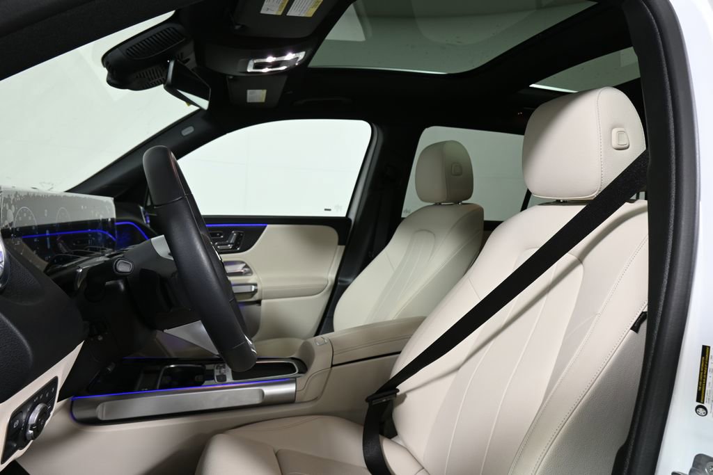 Certified 2026 Mercedes-Benz GLB 250 4MATIC image 15