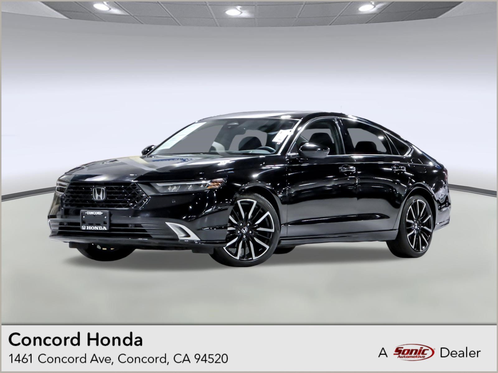 Used 2024 Honda Accord Touring image 1