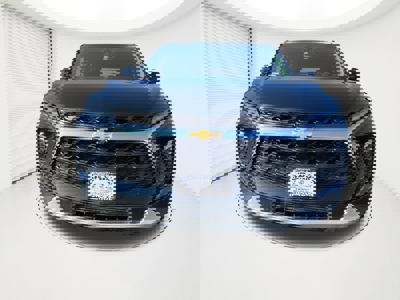 New 2025 Chevrolet Blazer LT w/ Convenience Package AWD/4WD image 2